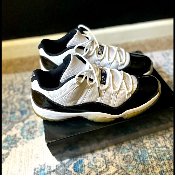 ** PROFESSIONAL SHOE RESTORATION ** (See Description for details) 🧽 🧼🔥 - Picture 2 of 16